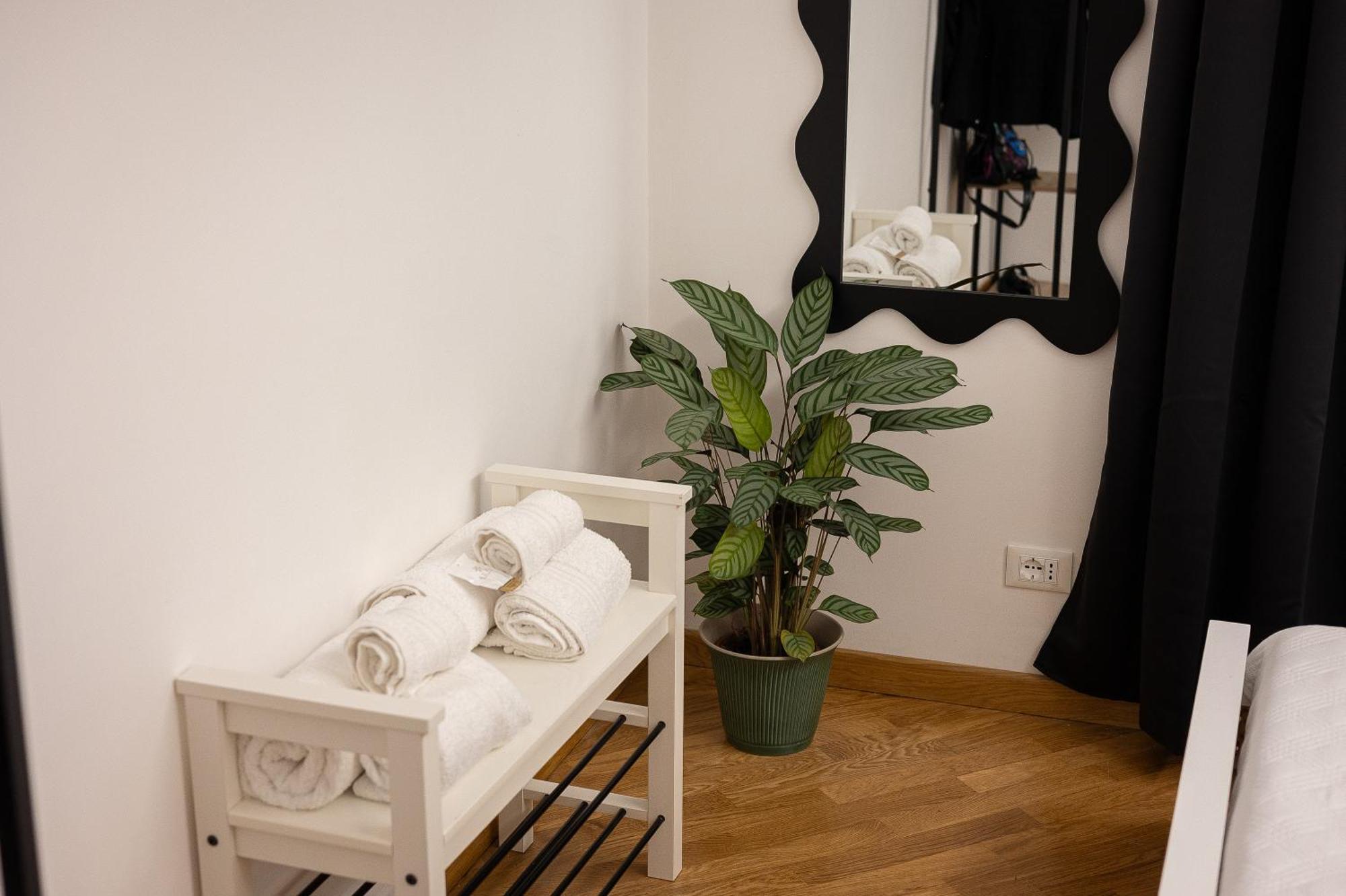 Khris Home Apartments - Trastevere Parini Roma Exterior foto